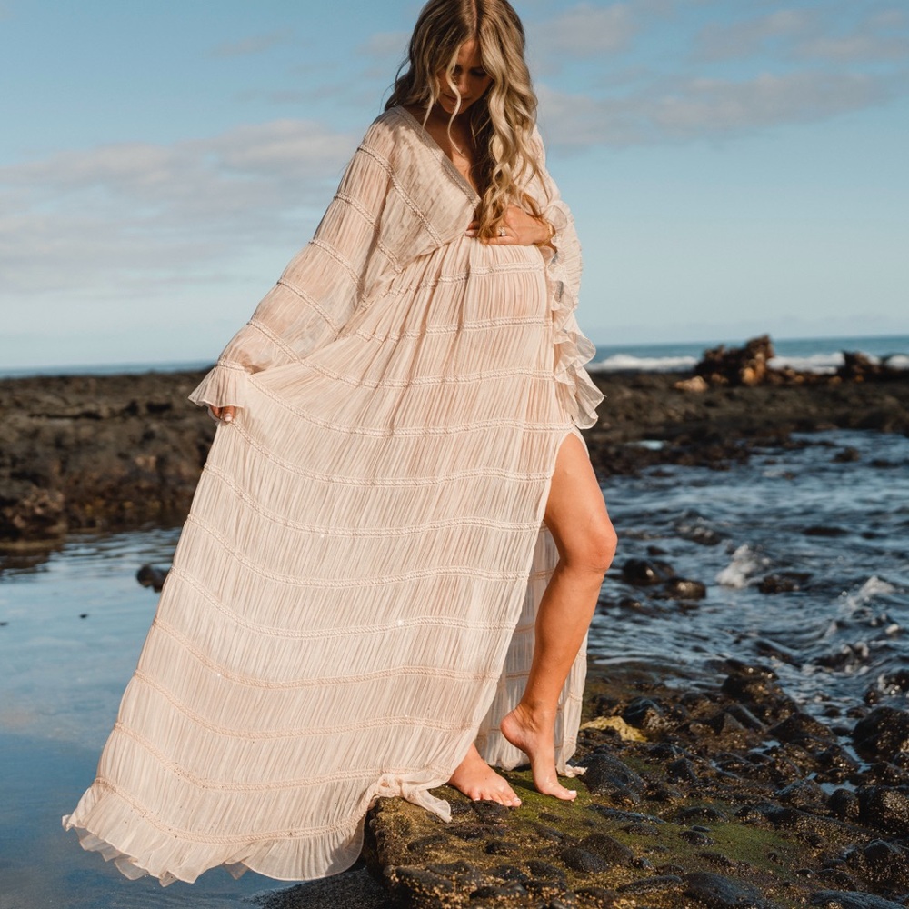 Maternity photoshoot dress